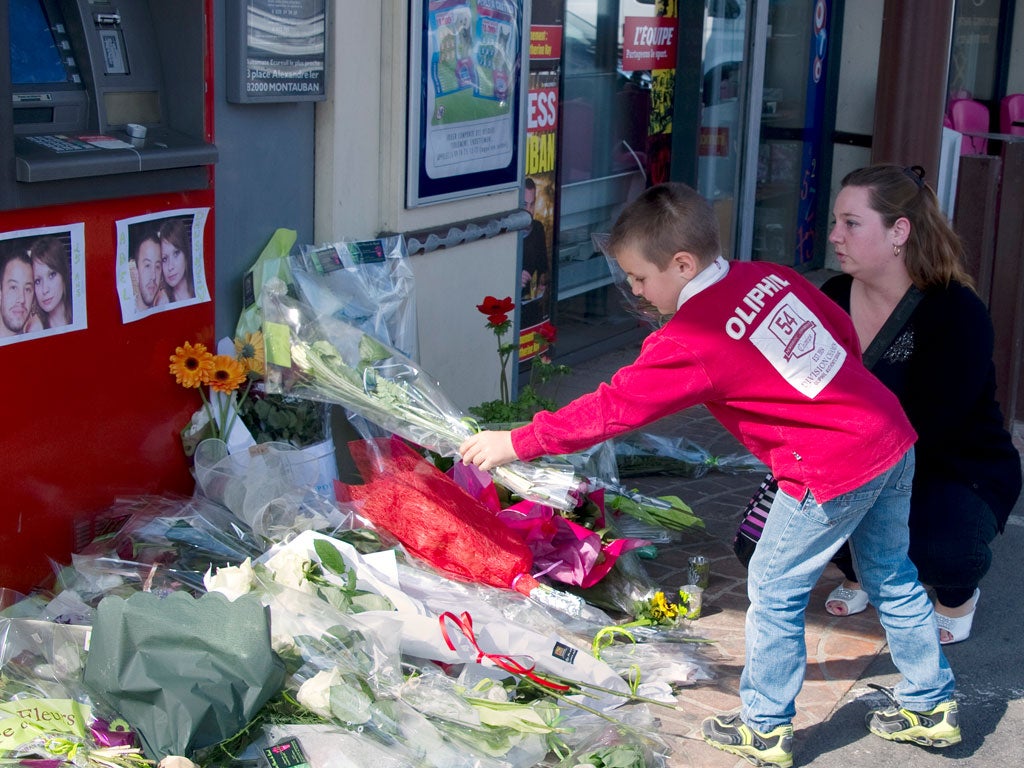 Floral tributes at Montauban