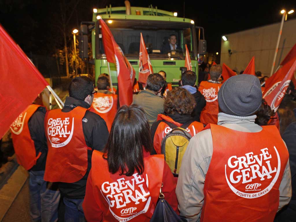 A strike by Portugal's largest trade union confederation forced the cancellation of most public transport services today