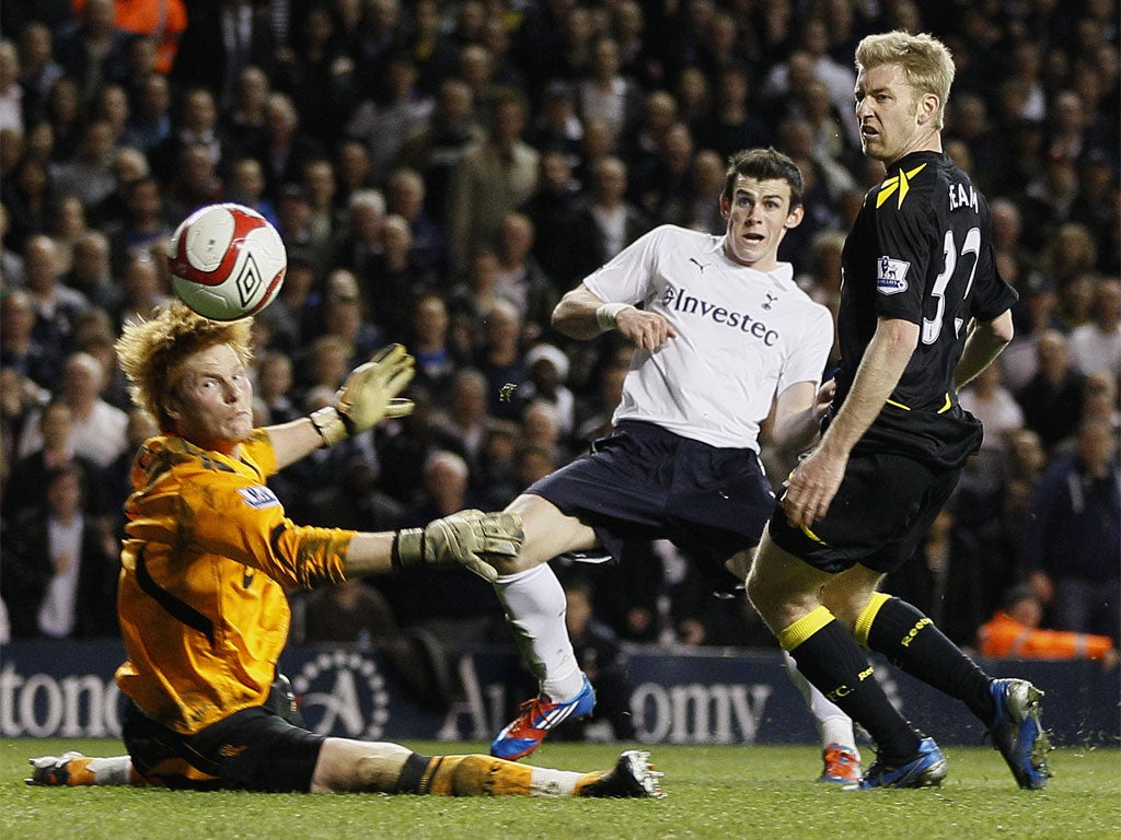 Gareth Bale scores Tottenham's second goal