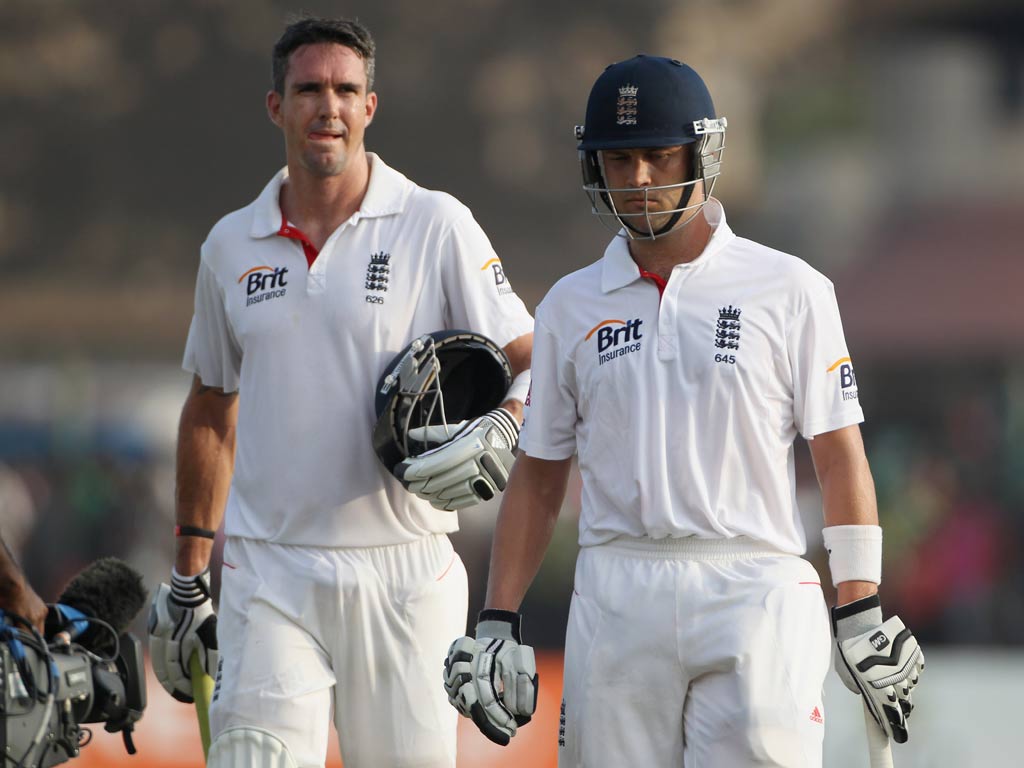 Kevin Pietersen put on 63 with Jonathan Trott. The pair will resume tomorrow