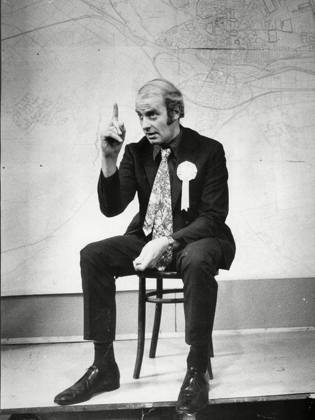 Lincoln (March 1973): Labour’s Dick Taverne forced this by-election
when he quit the party over its anti-Common Market stance and contested it under the label Democratic Labour. He stormed home with 58 per cent support.