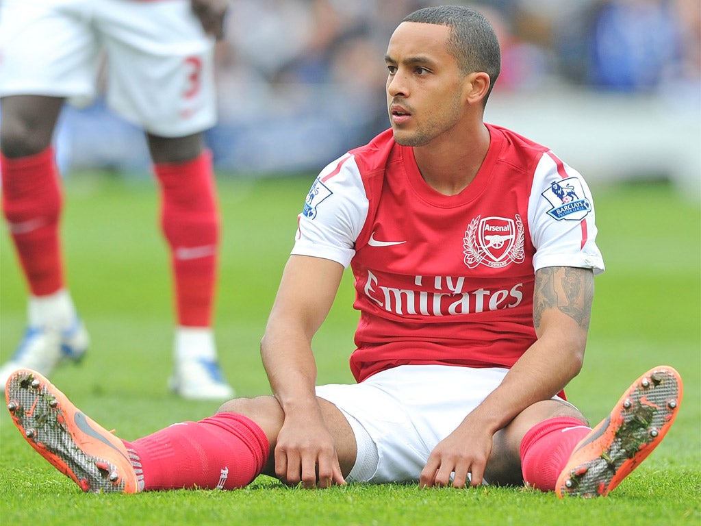 Theo Walcott says Arsenal can bounce back from defeat to QPR