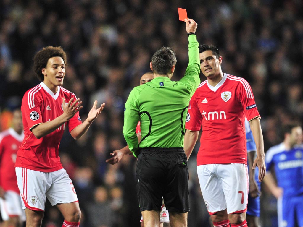 Damir Skomina shows the red card