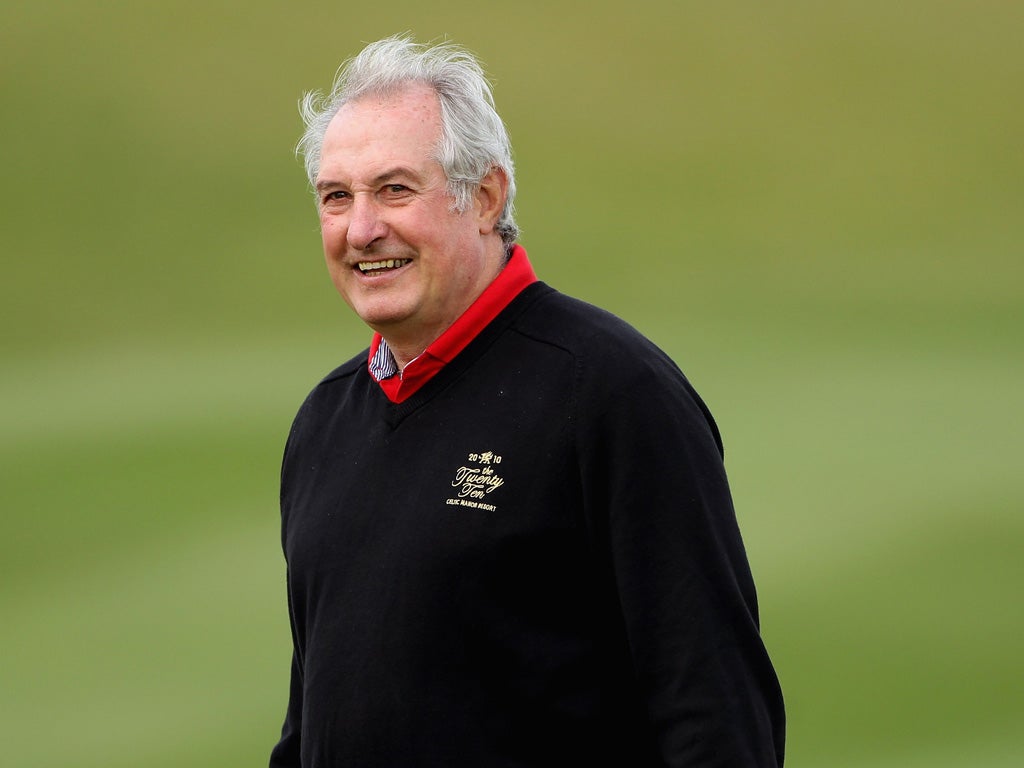 Gareth Edwards: The Welsh great believes many coaches interfere
instead of giving guidance