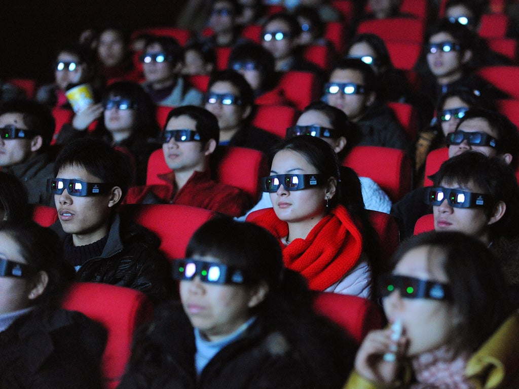 Chinese cinemagoers watching 'Avatar'