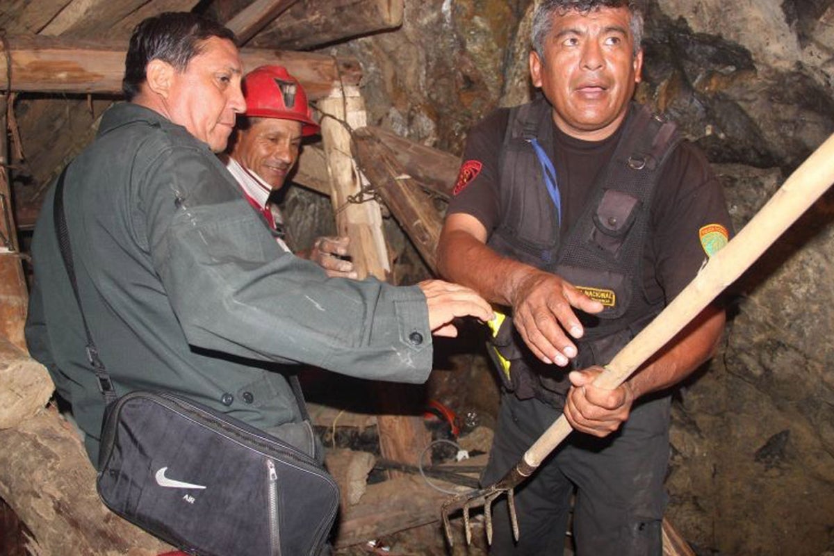 Peruvian miners’ rescue could take three more days | The Independent ...