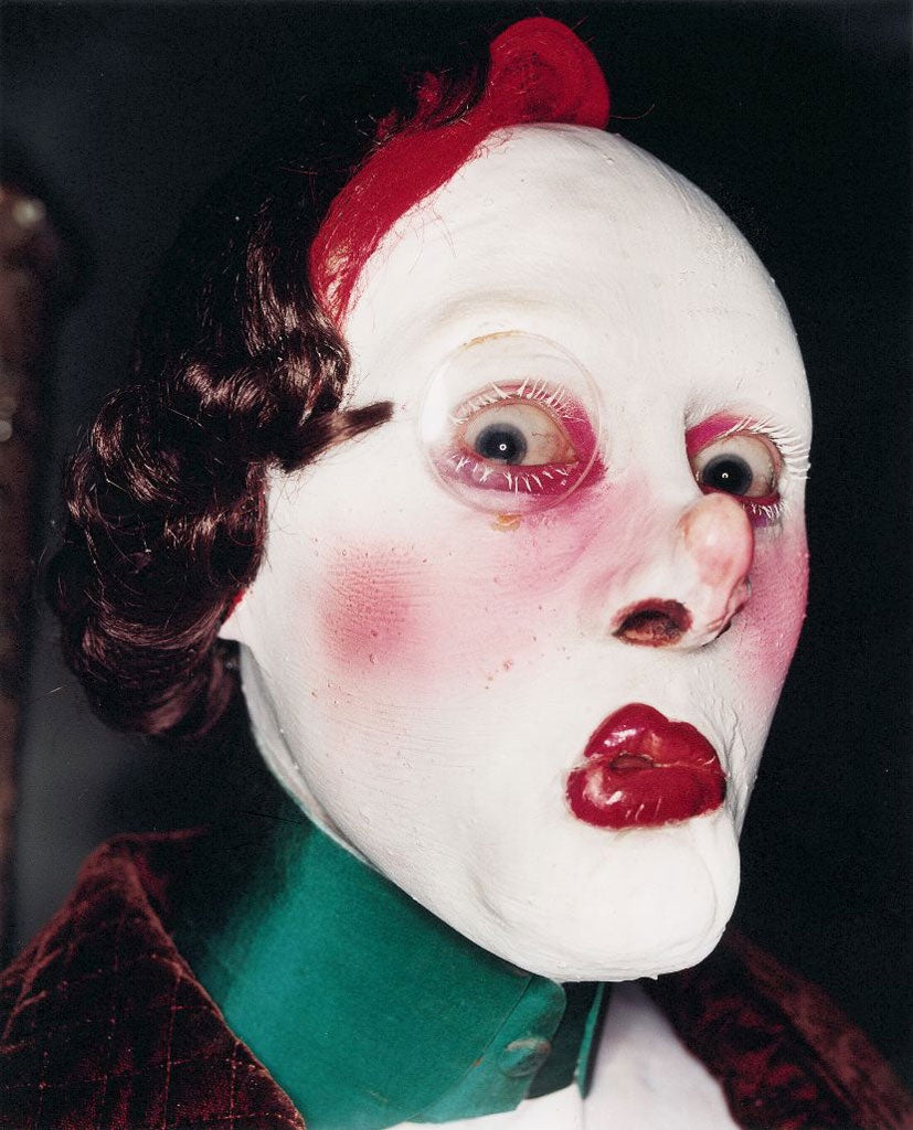 DJ, Portland Place, 2001