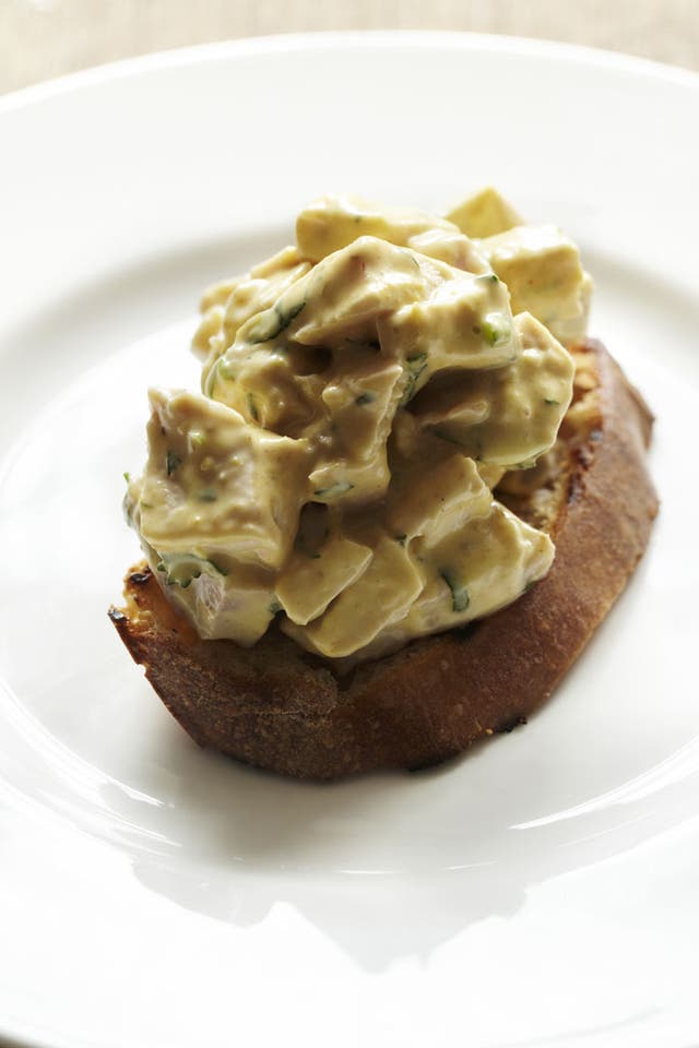 Coronation chicken on toast