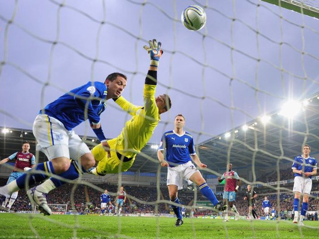 David Marshall of Cardiff fails to save from Jack Collison of West Ham during the Npower at Cardiff City Stadium
