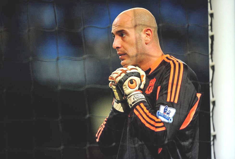 Liverpool's Spanish goal keeper Pepe Reina