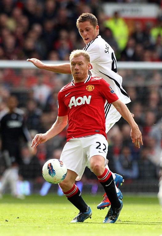 Paul Scholes has marked his final game at Old Trafford with his United's first goal