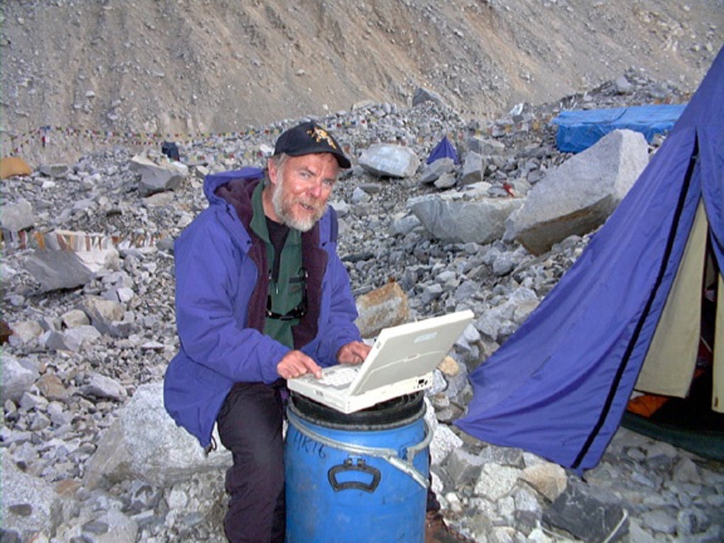 Stephen Goodwin prepares a report for The Independent during
his unsuccessful 1998 attempt to reach the summit of Everest