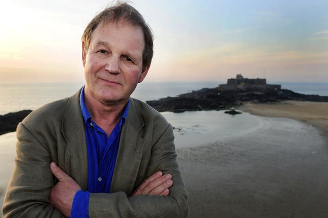 Michael Morpurgo is investigating the state of child literacy