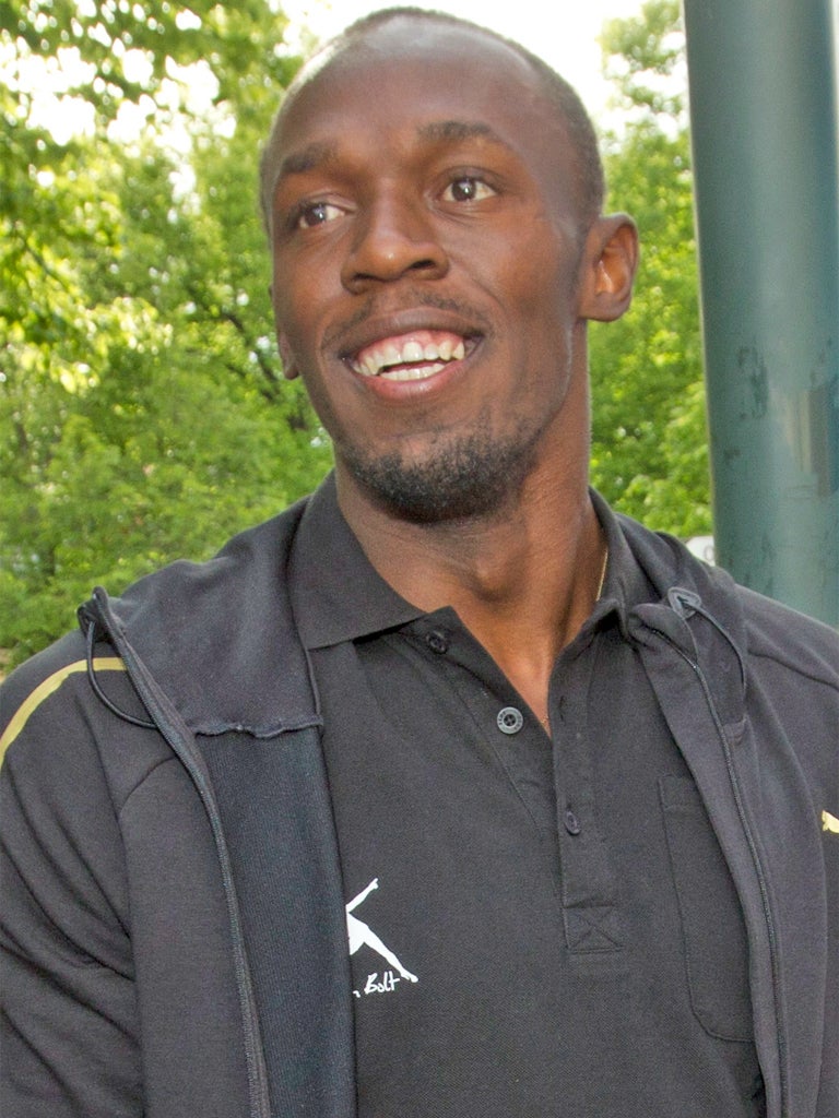 Bolt races Asafa Powell tonight