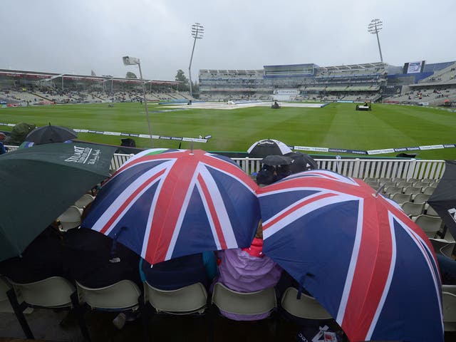 "If England win the toss, I think they'll boat first." (08/06/12)
<br/><br/>
<a target="_blank" href="http://www.independent.co.uk/captions" target="new">To enter the current caption competition, click here.</a>