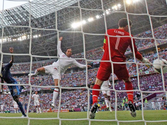 Lescott on target as Hodgson’s England make impressive
start to Euro 2012 with hard-earned 1-1 draw against France