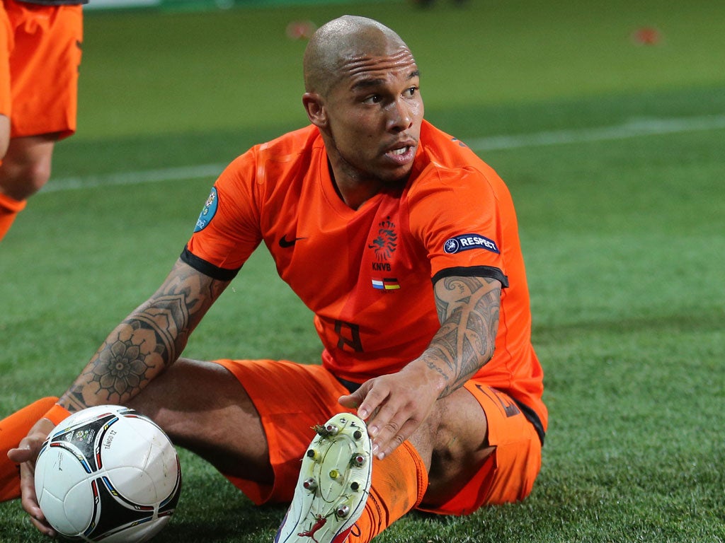 Nigel De Jong: Sat deep in the Dutch midfield but did not apply the kind of pressure to Schweinsteiger and Khedira to stop them moving the ball around effectively. 6