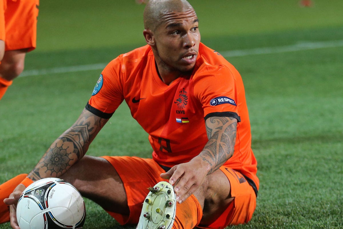 Manchester City midfielder Nigel de Jong completes transfer to AC Milan |  The Independent | The Independent