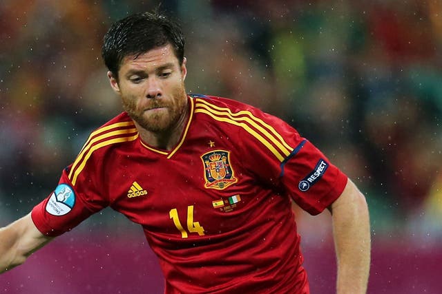<b><u>SPAIN</u></b>
<br /><b>Xabi Alonso: </b> Kept possession. Played simple ball (pictured). Stunning vision. Split Irish defence in half on numerous occasions. Substituted for Javi Martinez after 65 minutes. 7/10
<br /><b>Xavi Hernandez: </b>Technicall