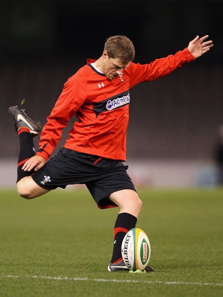 Rhys Priestland practises in kicking in Melbourne yesterday