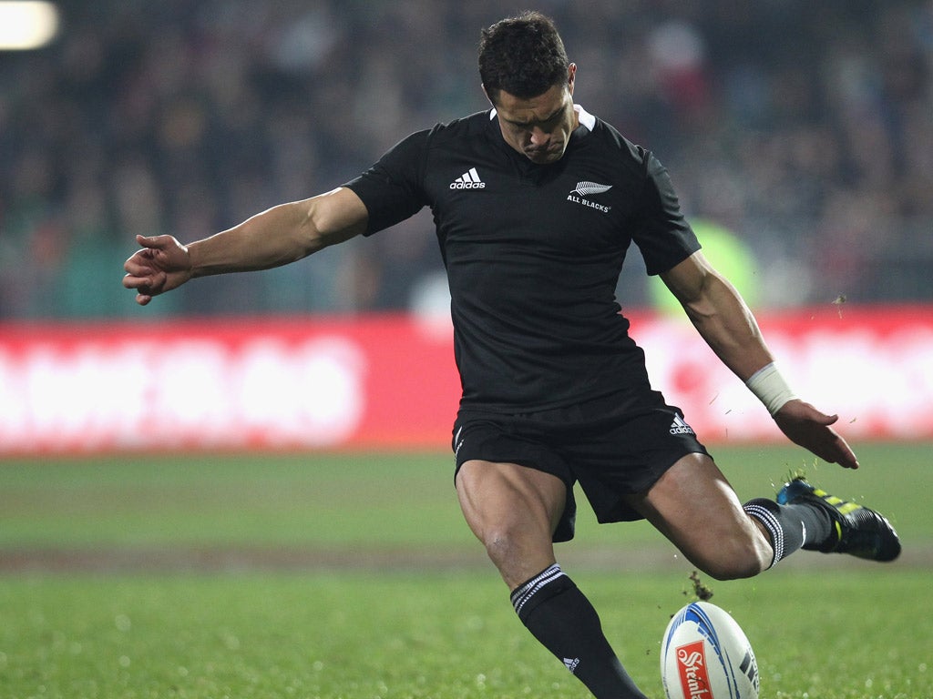 Carter scored 17 of New Zealand's 22 points with four penalties, one conversion and one drop goal