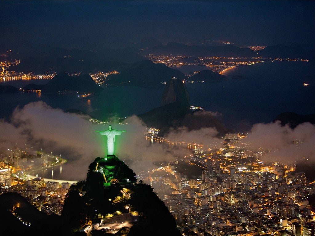 Christmas in Rio de Janeiro, Brazil скачать