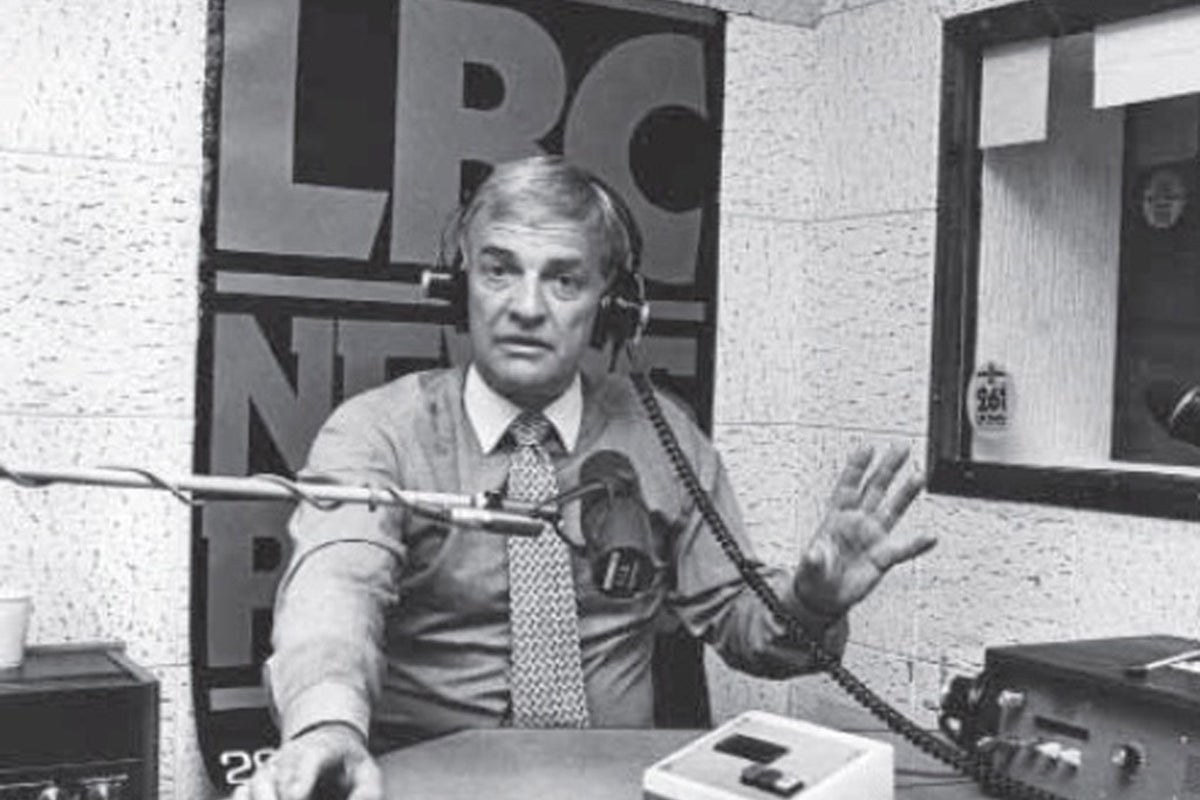 Ron Onions: Journalist who brought the energy of American radio to the ...