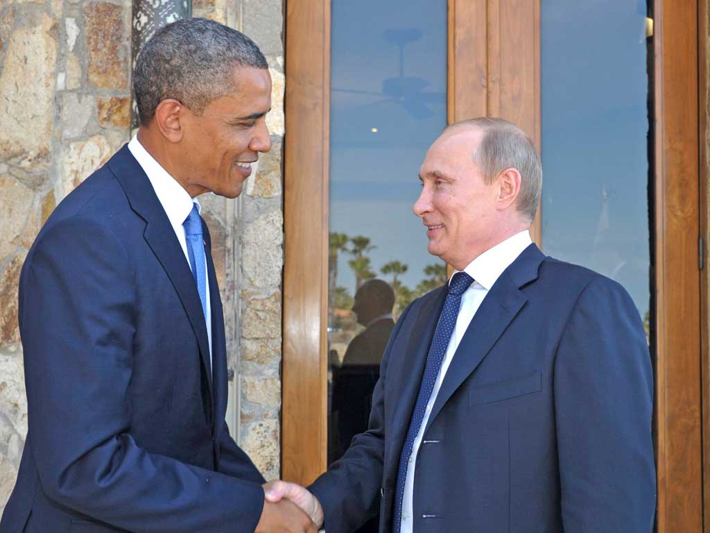 Barack Obama and Vladimir Putin at the G20 summit in Los Cabos, Mexico
