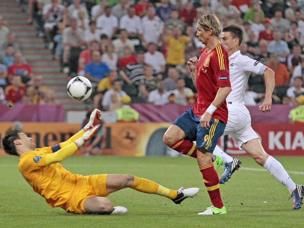 Fernando Torres came on belatedly against France as Spain finally
turned to a recognised striker