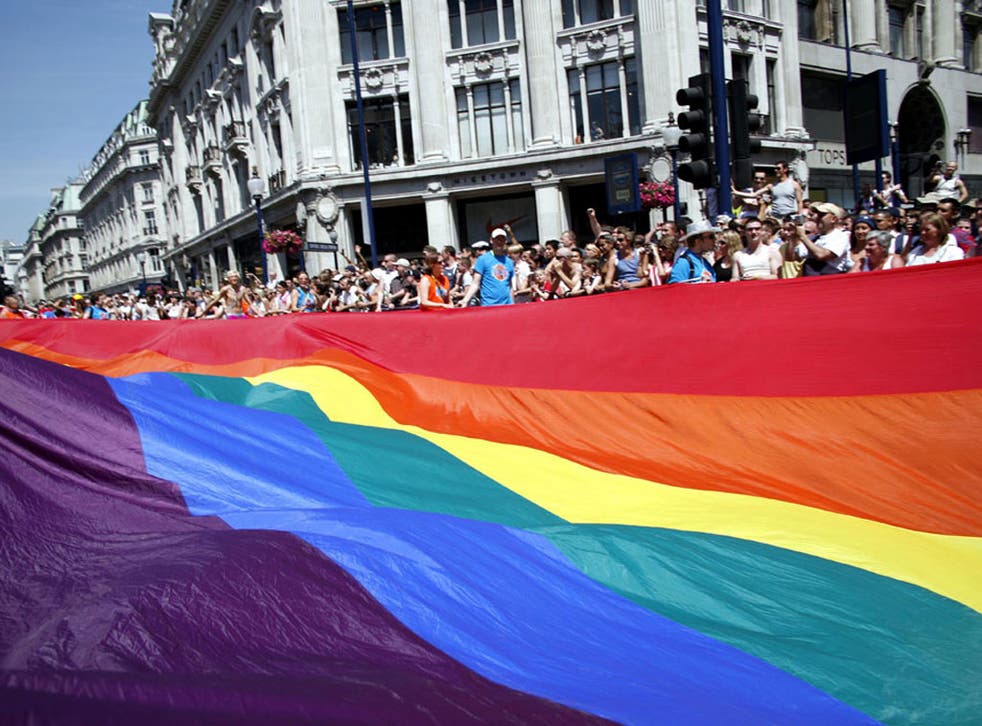 APLICACIÓN DE CITAS GAYS PARA CAMIONEIROS