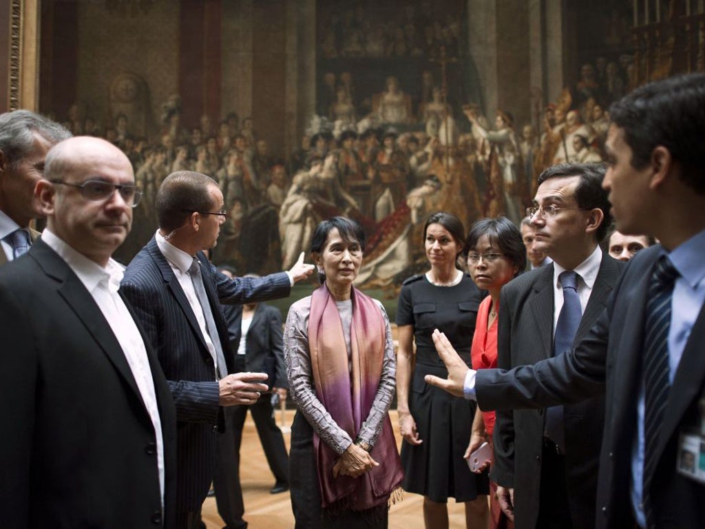 Aung San Suu Kyi visited the Louvre Museum in Paris yesterday