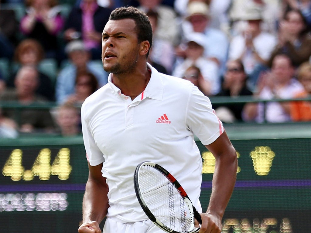 Jo-Wilfried Tsonga
will try to race away at
the start today