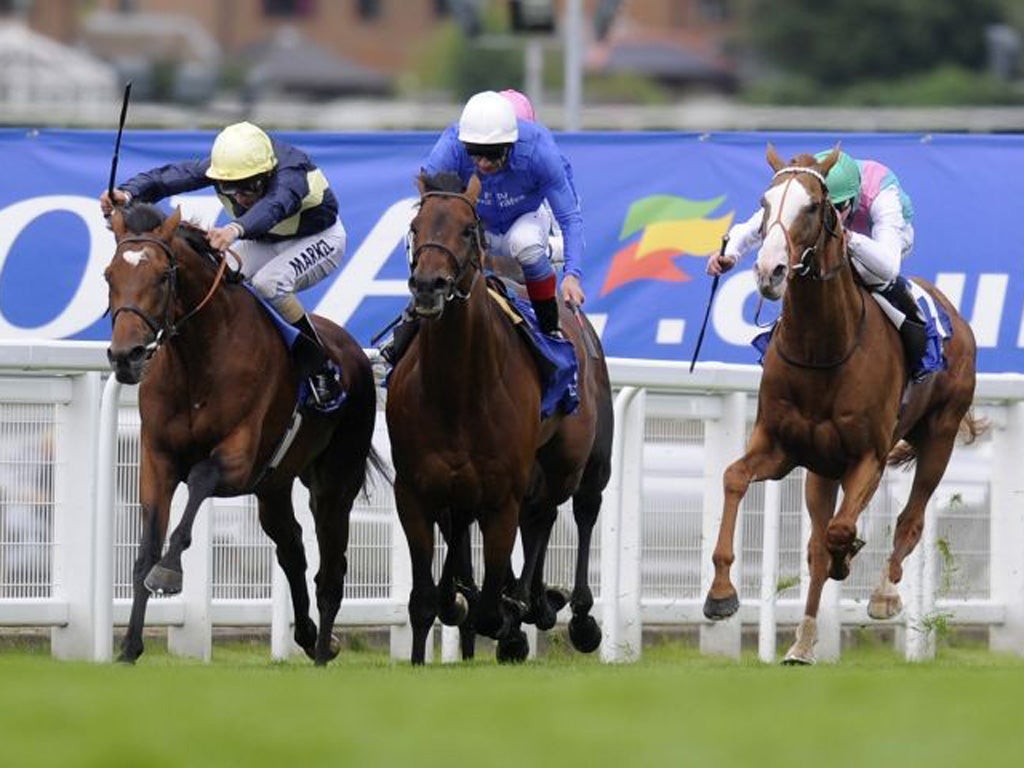 William Buick and Nathaniel (yellow cap) saw off Farhh (centre) and
Cityscape to land the Eclipse