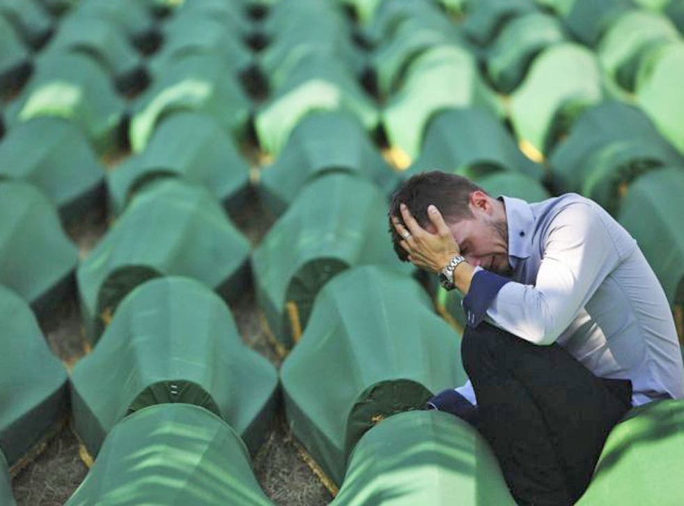 Thousands of Muslim Bosnians commemorate 1995 Srebrenica ...