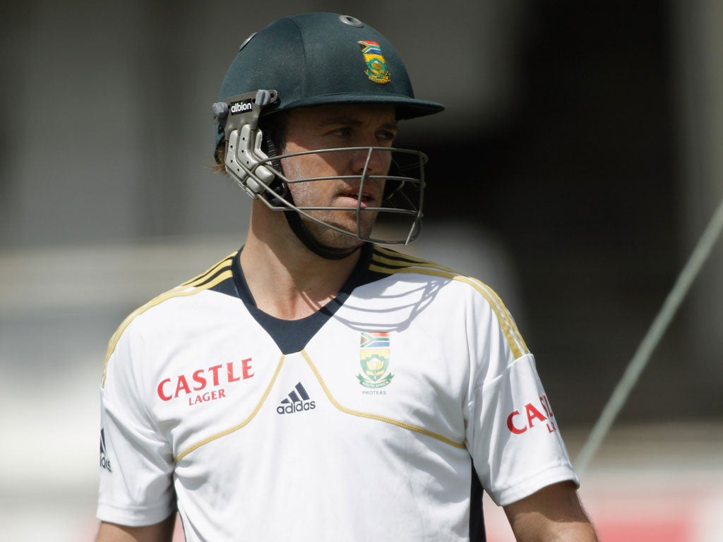 AB de Villiers: South Africa's new Test keeper takes over after injury forced Boucher to retire