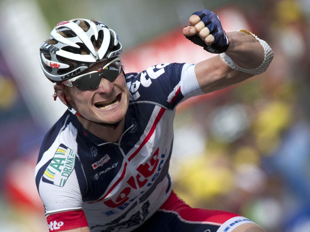 Greipel celebrates his today's first place