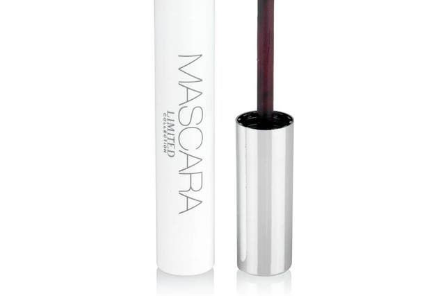 Limited Collection All In One mascara in Purple

<p>Bargain basic in subtle burgundy</p>

<p>£5, marksandspencer.com</p>