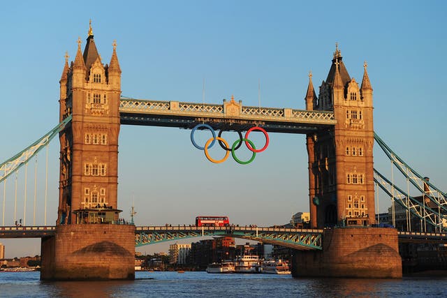 The Olympic rings on London Bridge