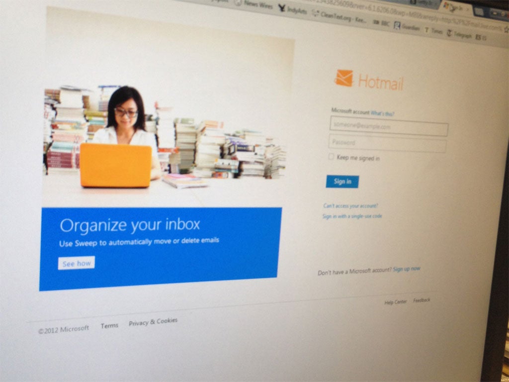 Hotmail users, login to Outlook.com for a refreshing new look!