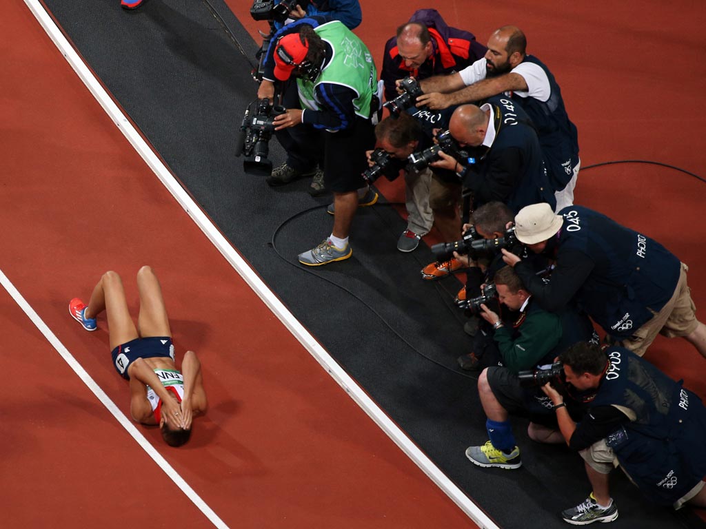 Jessica Ennis reacts after winning the gold medal