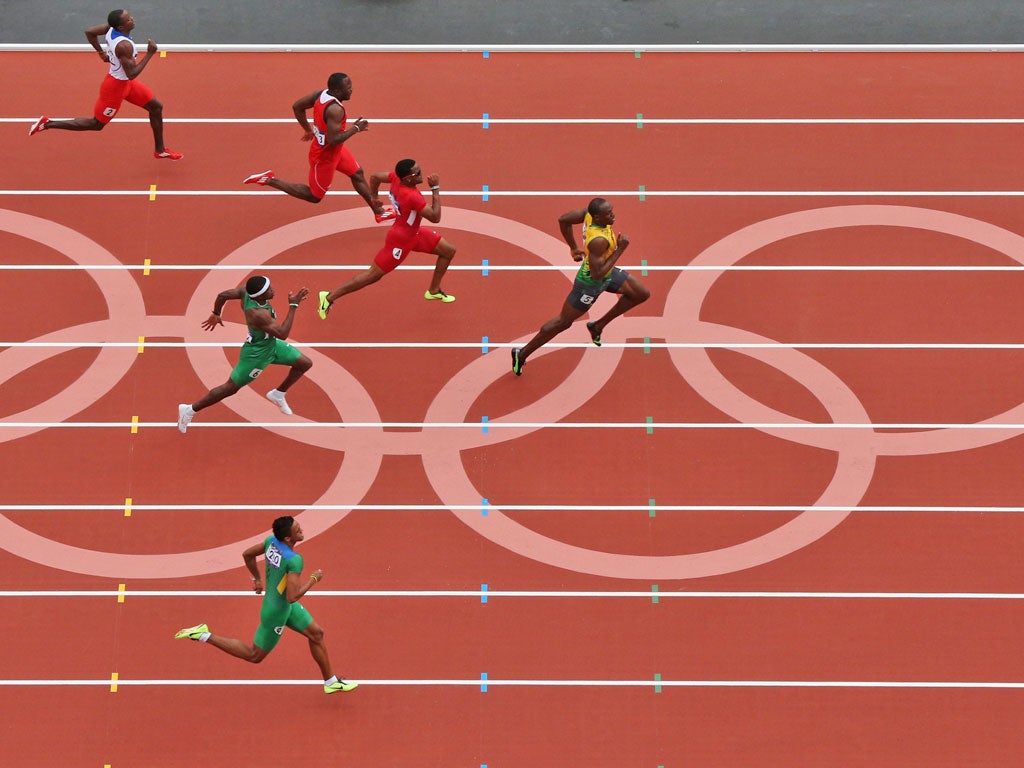 August 7, 2012: Usain Bolt cruised to 200m heat victory in 20.39secs
