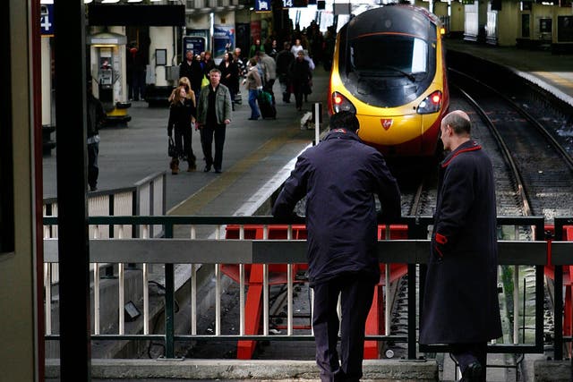There are major disruptions on mainline rail services to and from Euston