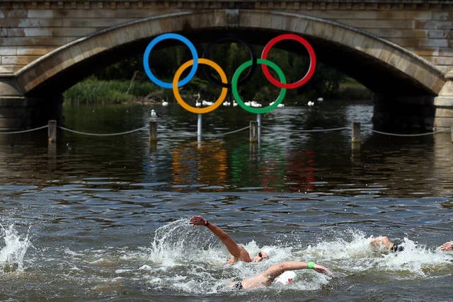 August 9, 2012: A view of the 10km open water marathon in Hyde Park