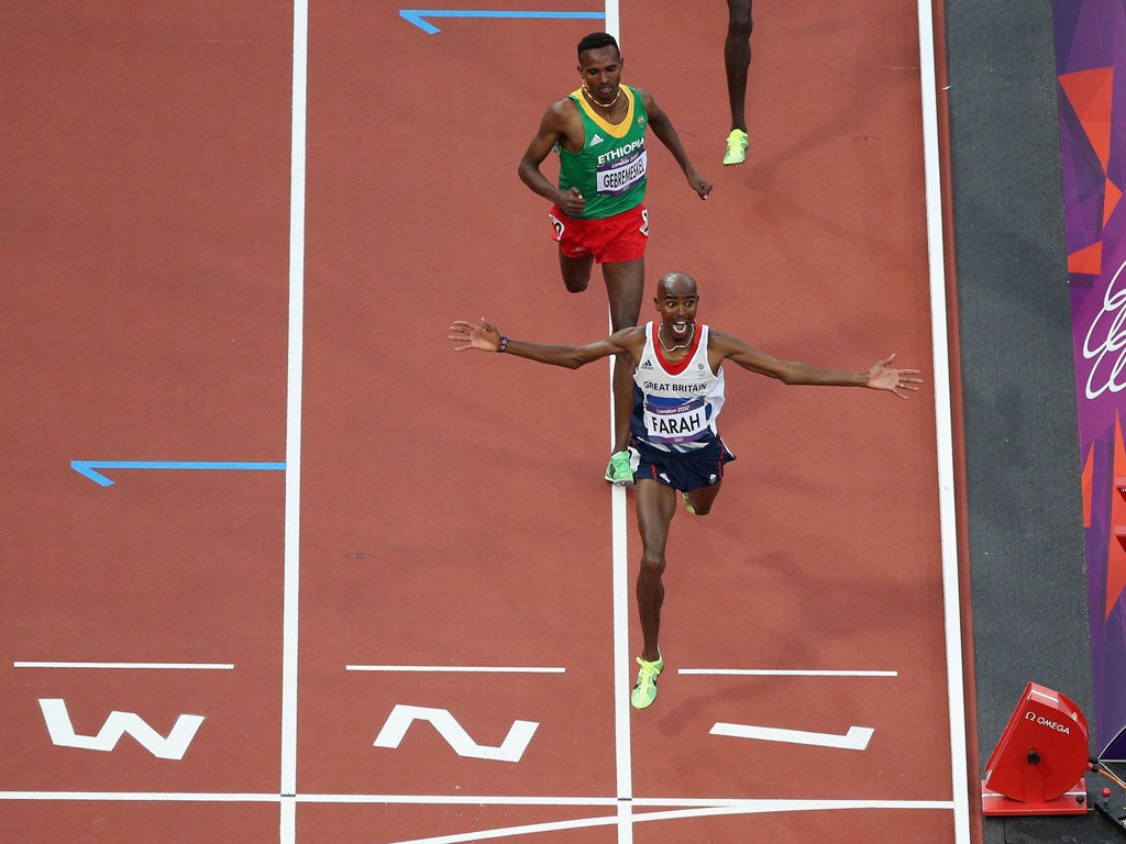 Mo Farah wins the men's 5,000m final