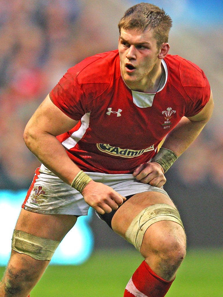 Dan Lydiate in action for Wales earlier this year