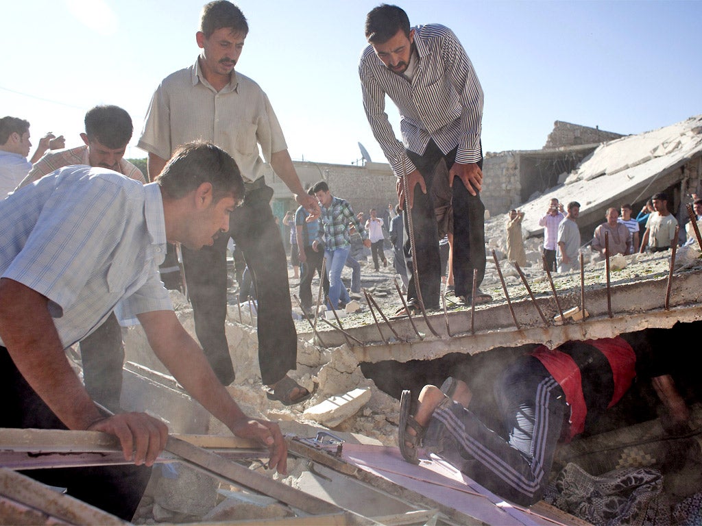 People in Aleppo, which has suffered heavy shelling, search for survivors under the rubble of houses