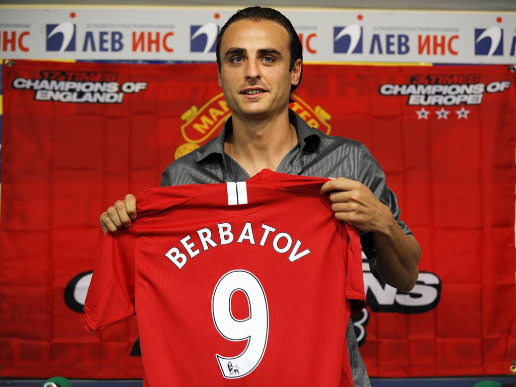 Dimitar Berbatov went from Spurs to Manchester United at the last moment
