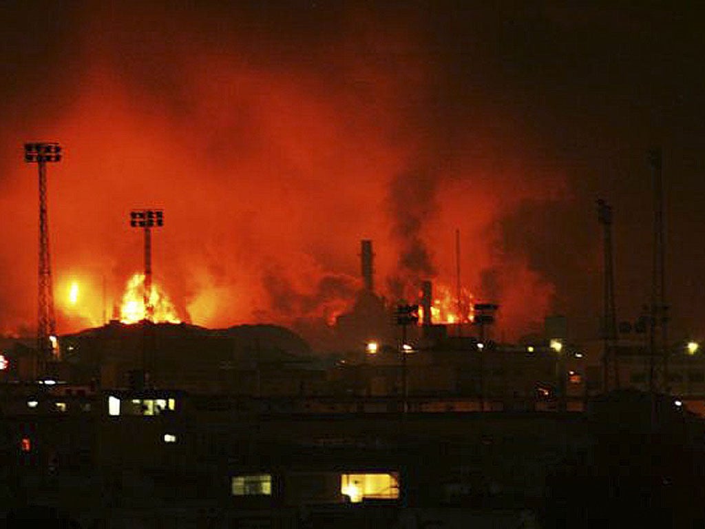 The Amuay refinery in flames