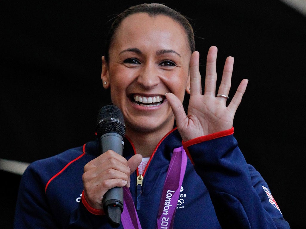There are moves to 'manage expectations' about Jessica Ennis becoming a dame in the New Year's Honours and Sir Chris Hoy being elevated to the House of Lords