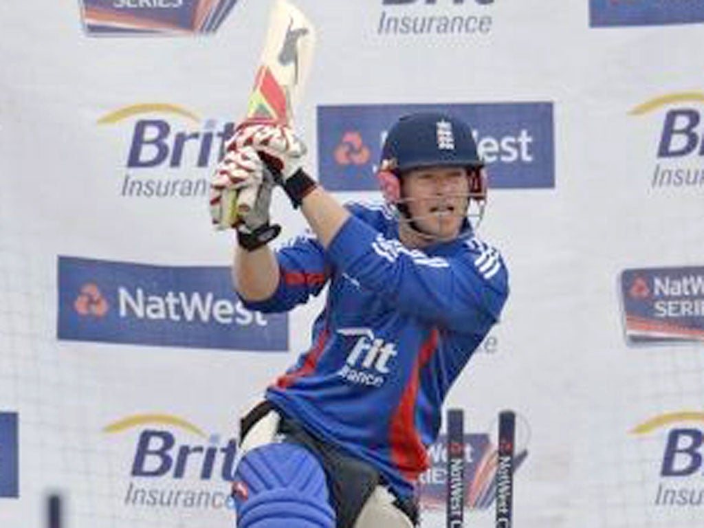 Eoin Morgan warms up in the nets for today’s match